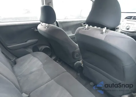 2011 Honda Fit Sport z USA, uszkodzony, nr VIN JHMGE8G5XBC004136